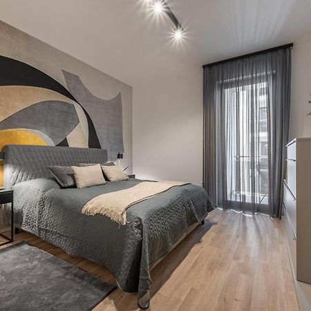 Condo With Balcony @ Downtown Budapest Exterior photo