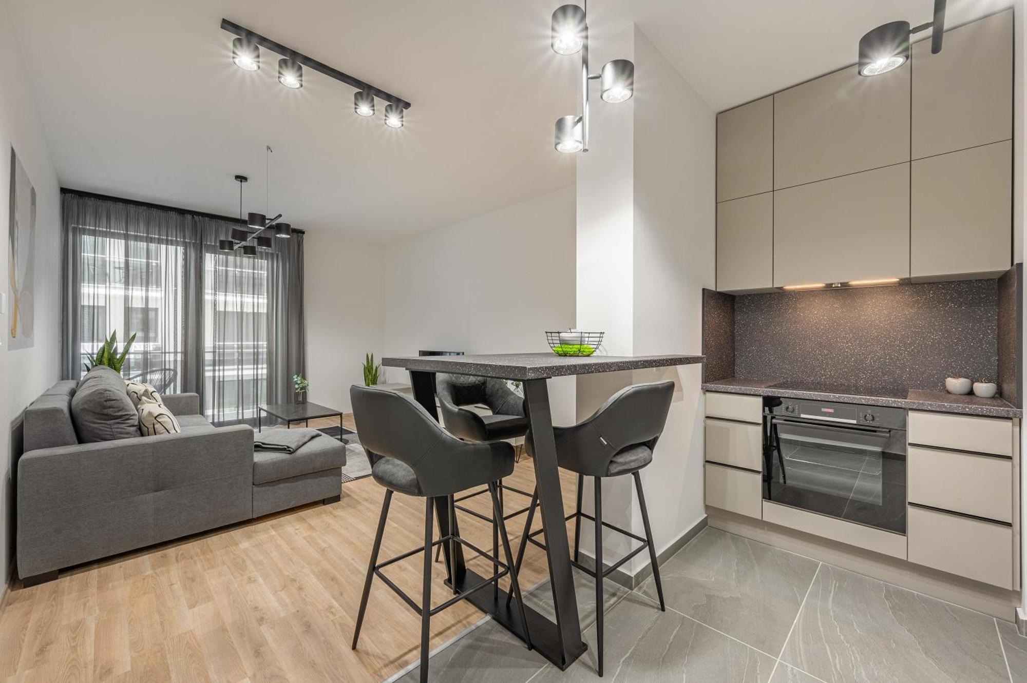 Condo With Balcony @ Downtown Budapest Exterior photo
